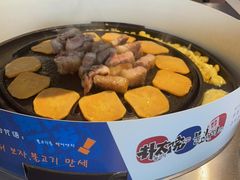 -朴太院·烤肉万岁·创意首尔料理(中联广场店)