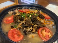 -乡土特色.冷锅鱼.牦牛肉汤锅