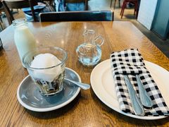 espresso冰块拿铁-ROAST