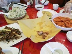 -侬佳蒸菜馆(听潮店)