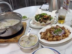 -明本湛江鸡•海鲜小厨(陈家祠店)
