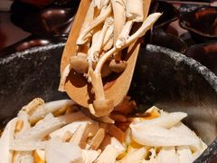 -芸山季·云南野生菌火锅(人民广场来福士店)