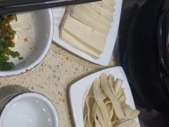 -九寨特色牦牛肉汤锅 羊肉汤锅