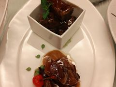 -粤尚腾香居中餐厅(首都机场希尔顿店)