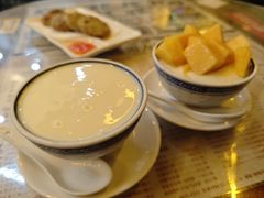 -周大娘牛乳(旧寨古村总店)