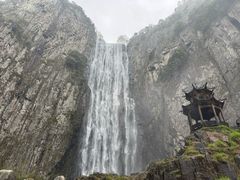 -刘伯温故里景区百丈漈