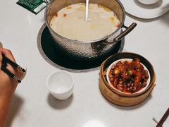 -煲王粤菜餐厅(中侨中心店)