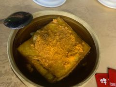 黄金海胆豆腐煲-琼大师东方烤乳猪(亚特兰蒂斯店)