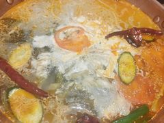 -洱火云南酸菜牛肉火锅(石景山当代商城店)