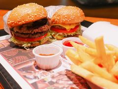 -The Habit Burger Grill 哈比特汉堡(复兴soho店)