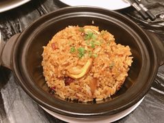 新鲜牛肝菌腊肉焖饭-大理实力希尔顿酒店御璽中餐厅YUXI – CHINESE RESTAURANT