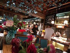 -领鲜活海鲜榴莲自助火锅(东门店)