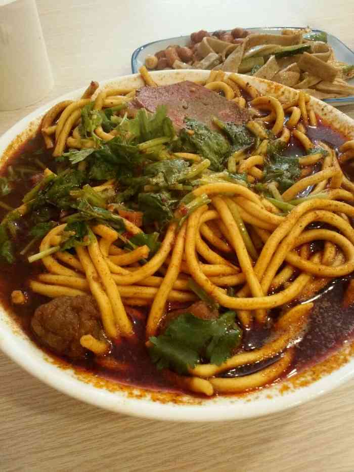 小贝牛肉丸子面(建设路店)-"服务态度很好,味道棒……………….