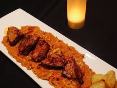 牛里脊配红椒酱-Efes Turkish & Mediterranean Cuisine 艾菲斯餐厅(陆家嘴店)