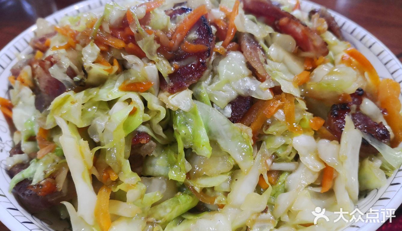 懒人下厨之减肥可吃香肠炒菜。