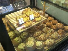 面包甜点陈列柜-盒马鲜生(宝地店)