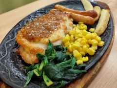 香辣烤肠配黑椒鸡扒-萨莉亚(百信广场店)