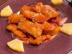 -小鲤鱼·黑松露烧鹅·手工煲仔饭·大筒骨炖汤(王府井店)