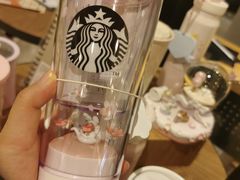 -星巴克臻选(北京银泰店)