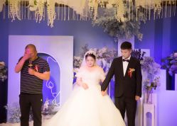 -伯瓷皇后婚纱艺术空间