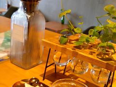 -ZING COFFEE 镜咖啡