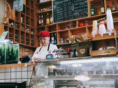 -Rabbit Cafe私房西餐甜点咖啡(栖霞路店)