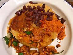 -包整·丝娃娃(一览甲秀楼风景店)