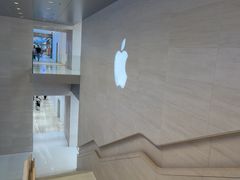 -Apple零售店(玄武湖店)