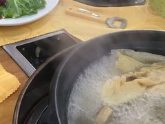 -濠轩阁特色生蚝火锅(水湾路店)