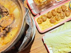 -阿润打边炉·鲜切鸡煲(华漕店)
