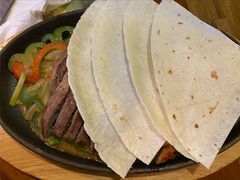 -MADO冰淇淋咖啡馆(淘金店)