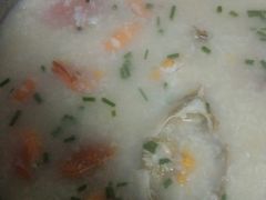 出名的虾蟹粥，鲜甜无得顶-浪琴湾尾角仔海鲜坊