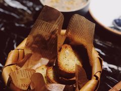 -异次元·LIGHT HOUSE·美食酒廊·休闲露台