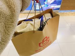 -爱革·洗衣改衣·洗鞋修鞋·洗包修包·奢侈品护理(宝地广场店)