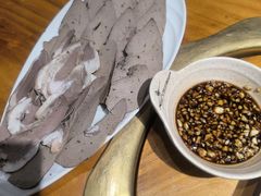 -一群羊手扒肉·火锅·早茶(远东公寓店)