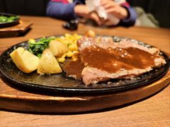 铁板黑椒牛排-萨莉亚(巴黎春天成山店)