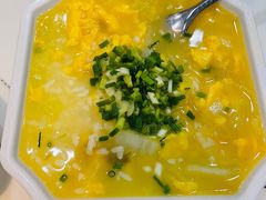 -凤凰路何眼镜香辣蟹(花果园店)