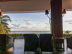 -日落吧·海景咖啡厅·餐酒吧·鸡尾酒·下午茶·乐队表演·浪漫夕阳·三亚文华东方酒店