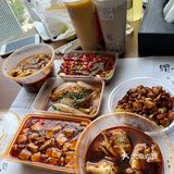 连吃两天的川菜馆[调皮]