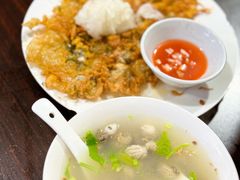 -建国蚵煎蚵面