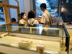 面包甜点陈列柜-Cafe on warm(丹霞店)