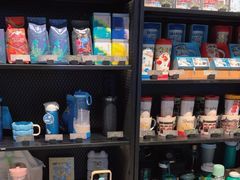 -星巴克(上海虹桥新天地二店)