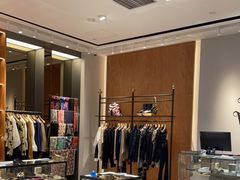 -Vivienne Westwood(上海来福士广场店)