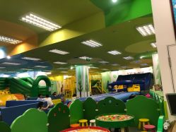 -莫莉幻想儿童乐园(武汉金银潭永旺店)