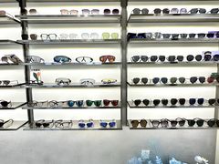 -潘多拉眼镜·蔡司依视路明月(潘家园店)