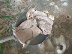 -老石黑山羊毛驴肉火锅(金凯广场店)