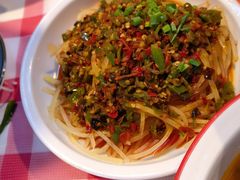 -洪霞餐馆·川菜·鲜货现炒(两江春城店)