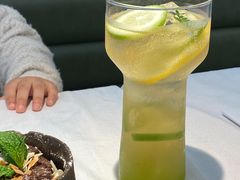 -春树下·树屋花房西餐厅(罍街AS1980店)