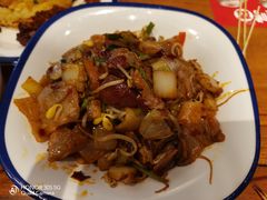 -怪噜范·老贵阳街头名小吃(数博万达店)
