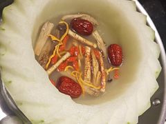 -得意咚瓜·顺德鱼生·冬瓜火锅(深圳首店)